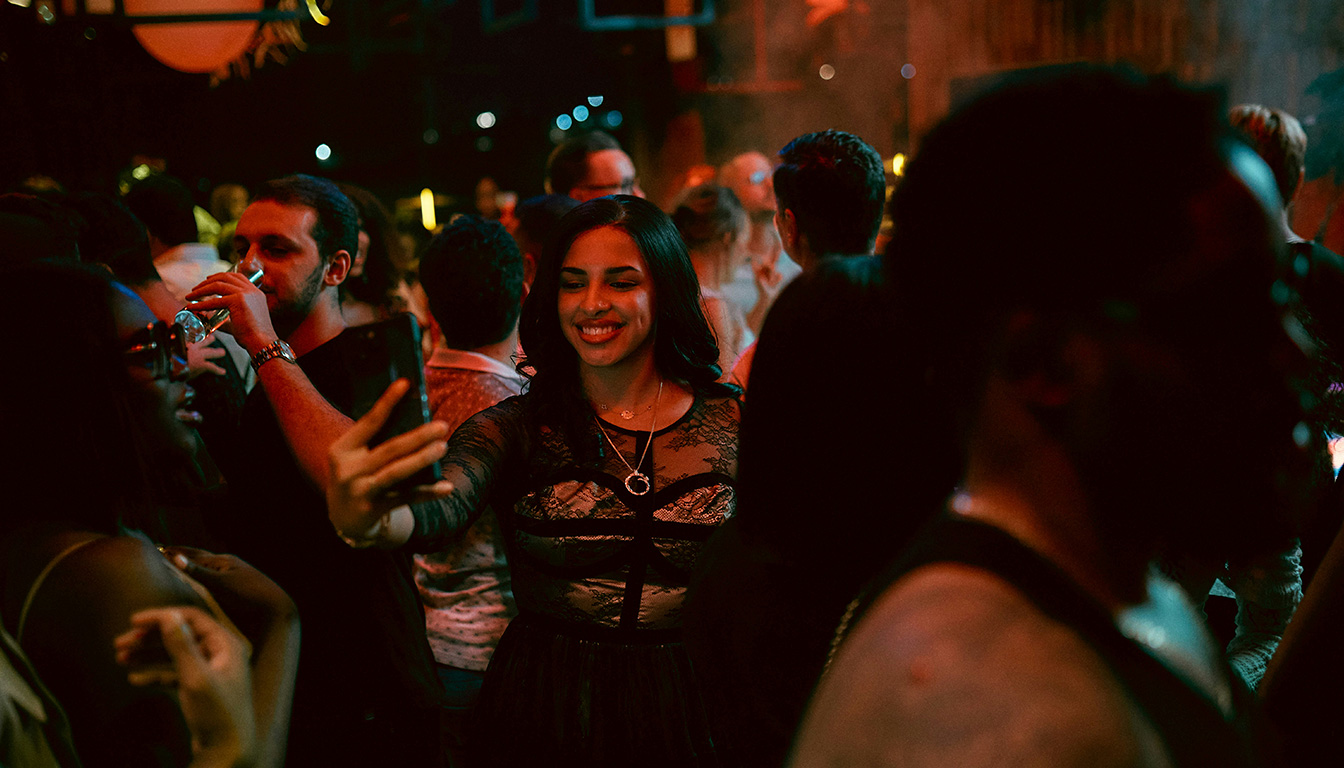 découvrez les meilleurs clubs de nuit à toulouse pour vivre des soirées inoubliables, entre musique, ambiance festive et rencontres exceptionnelles.