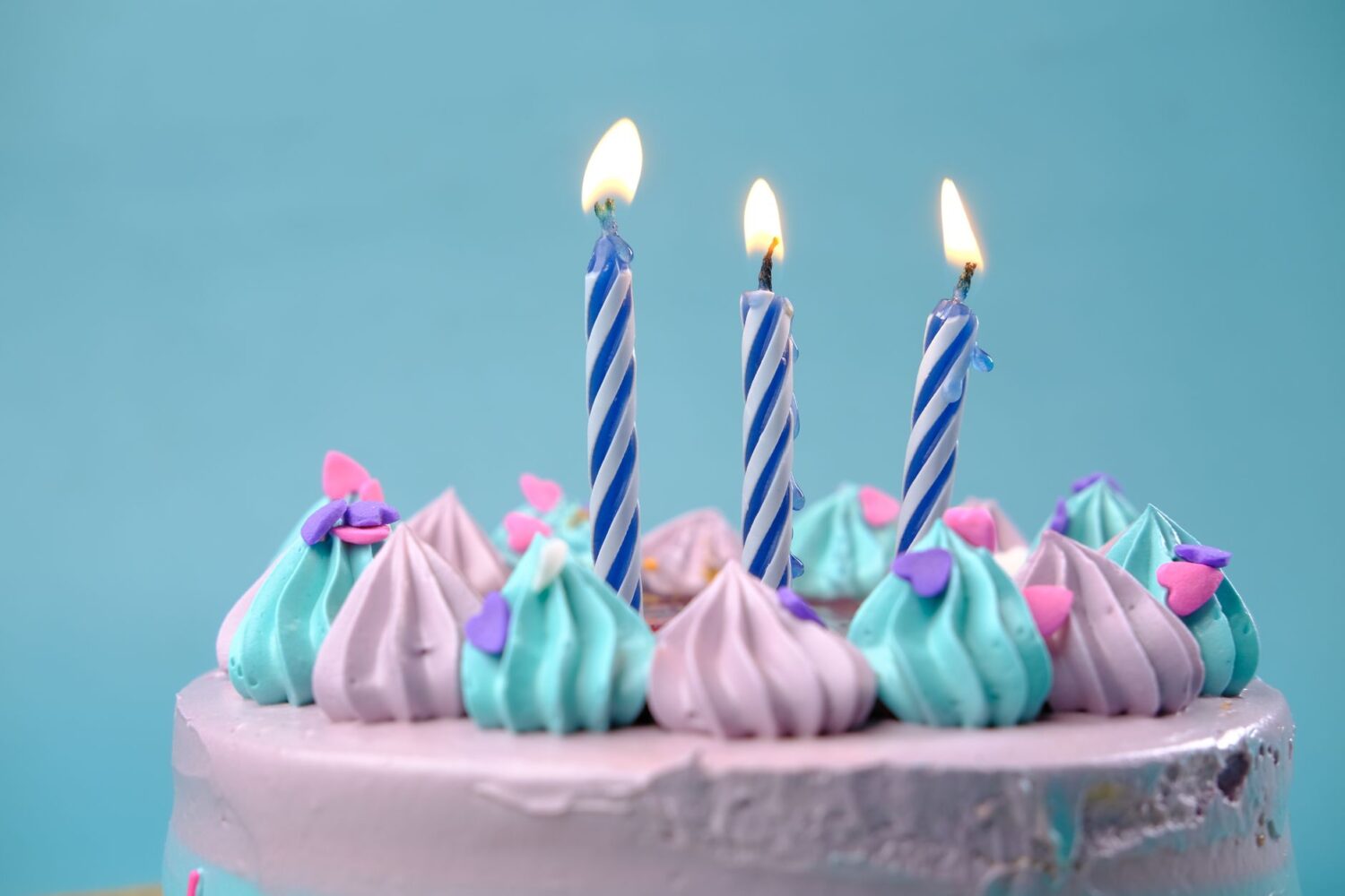 Textes sympas pour anniversaire : 60 messages originaux, drôles et touchants